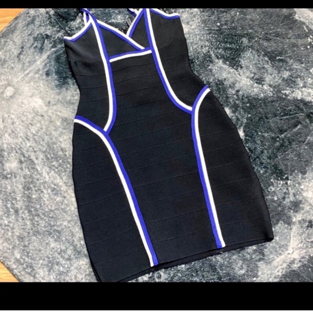 🔹GUESS🔹NEW CONDITION - Picture 7 of 10